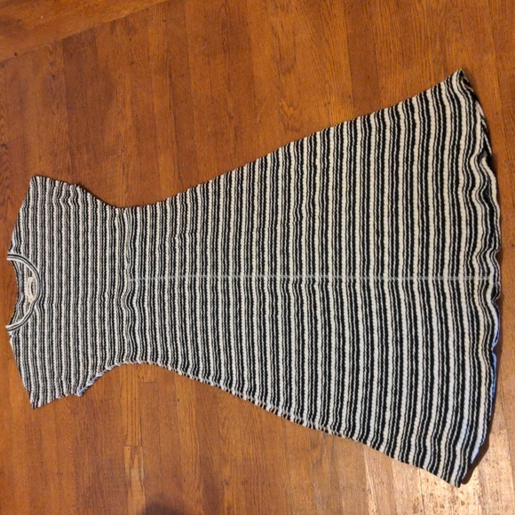 🆕 EVERLANE The Rib-Knit Cap Sleeve Midi Dress - Picture 4 of 12